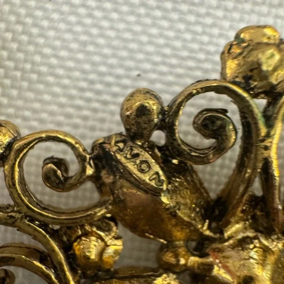 Vintage Avon Jewelry Set - Picture 9 of 9